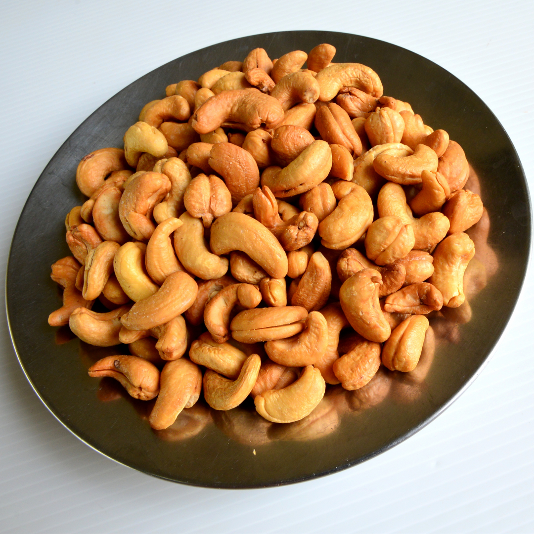 Whalecoast - Cashews W320 Plain Roasted (Unsalted)