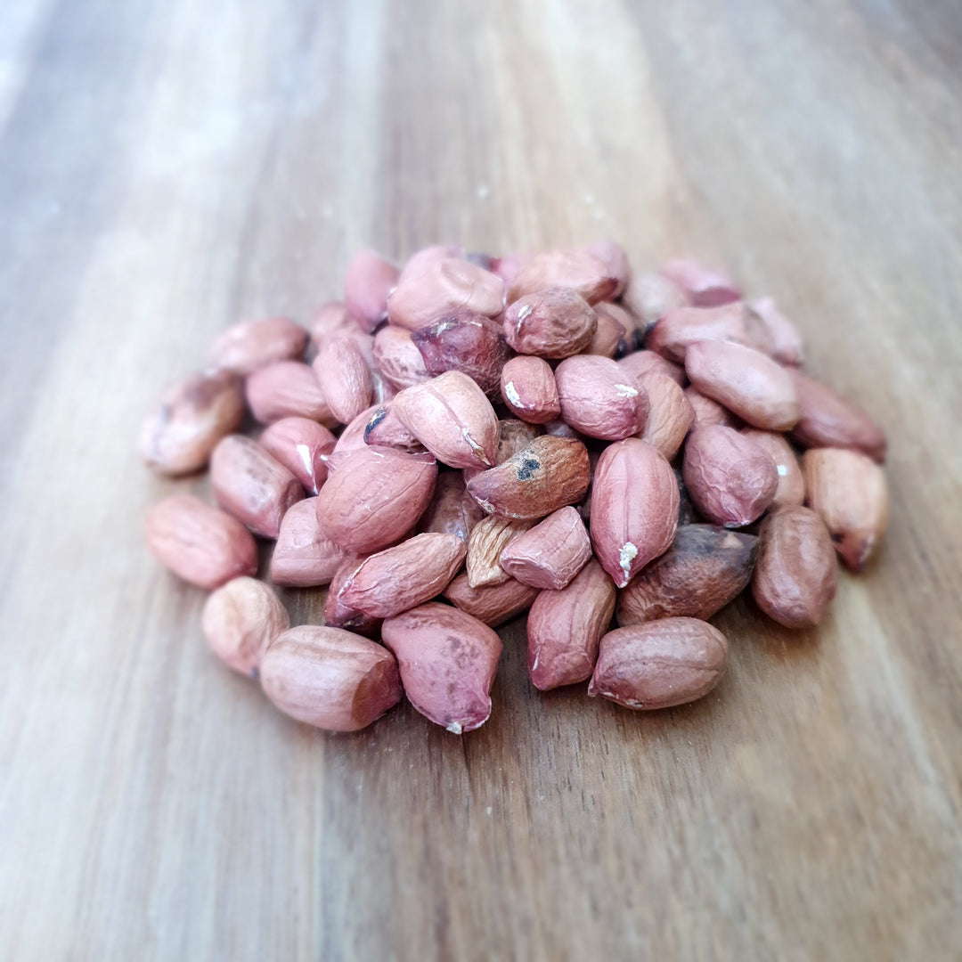 Whalecoast - Peanuts Redskin Giant Raw 1Kg